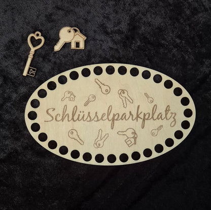 3mm Holzboden 14,8 cm oval Motiv: Schlüsselparkplatz + Anhänger
